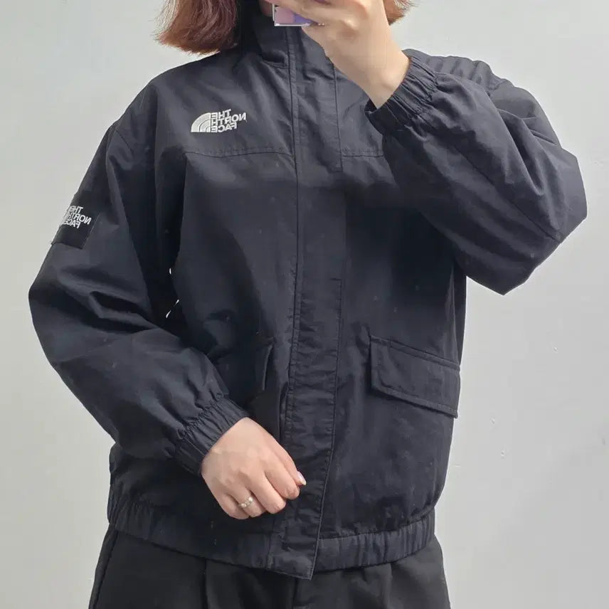[BUNJANG] The North Face Black Windbreaker Jacket 150 / [프립]150/노스페이스 바람막이 자켓 블랙