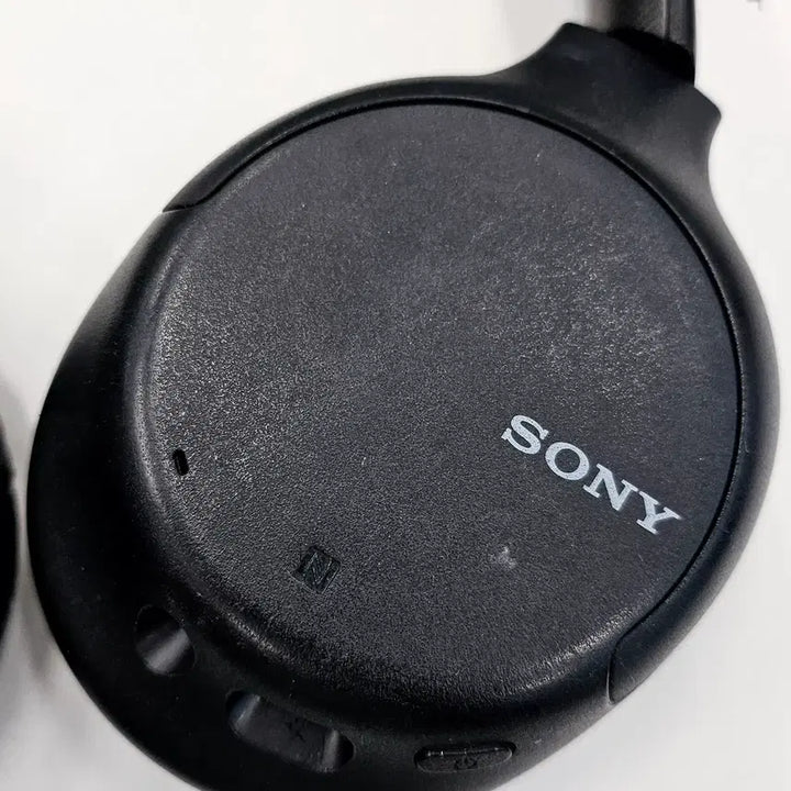 [BUNJANG] Sony CH710 Bluetooth Wireless Headphones / 소니 CH710 블루투스 무선 헤드폰 팝니다
