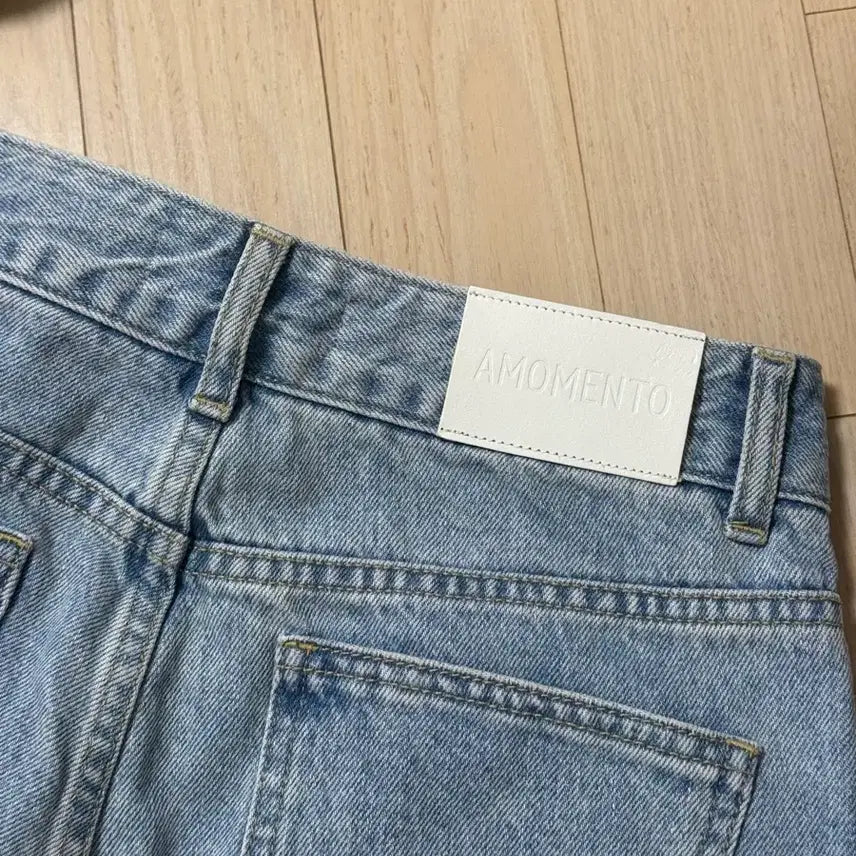 [BUNJANG] Amomento Light Blue Denim Pants / 아모멘토 데님 팬츠 라이트블루