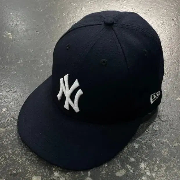 [BUNJANG] New Era Yankees Authentic Padded Cap / 뉴에라 양키스 어센틱 피디드 캡