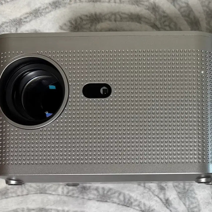 [BUNJANG] HY350 Native 1080p Projector / HY350 빔프로젝터