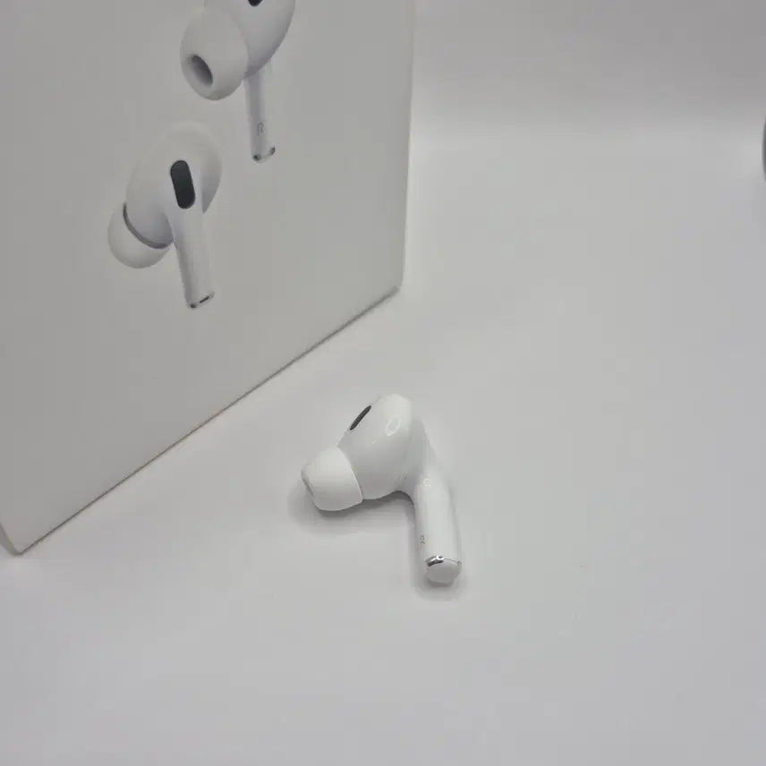 [BUNJANG] Apple AirPods Pro (2nd generation) Right Earbud - Used / 에어팟 프로2 8핀 라이트닝 오른쪽 이어폰 단품/중고