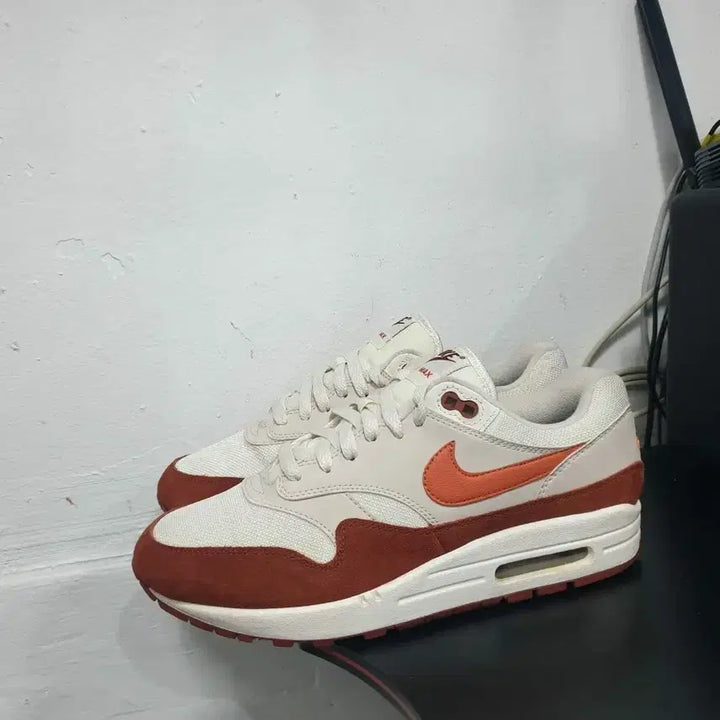 [BUNJANG] Nike Air Max 1 Warm Grey/Coral / 나이키 에어맥스 1 웜 그레이/코랄 260