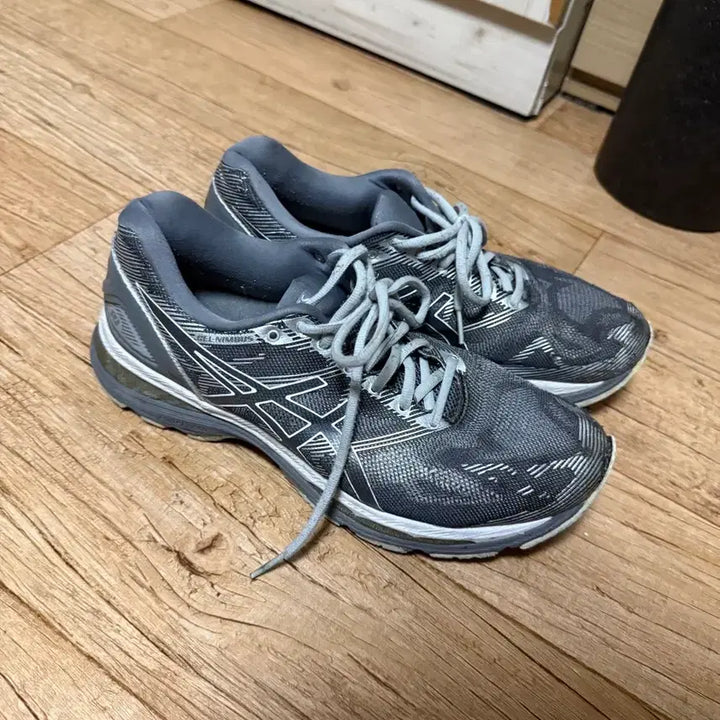 [BUNJANG] ASICS Dark Grey Running Shoes 275 / 아식스 다크 그레이 275