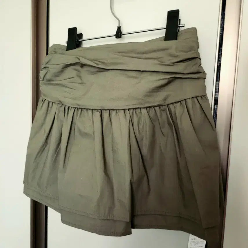 [BUNJANG] WANT Skirt Khaki S / 새상품 WANT 스커트 카키 S
