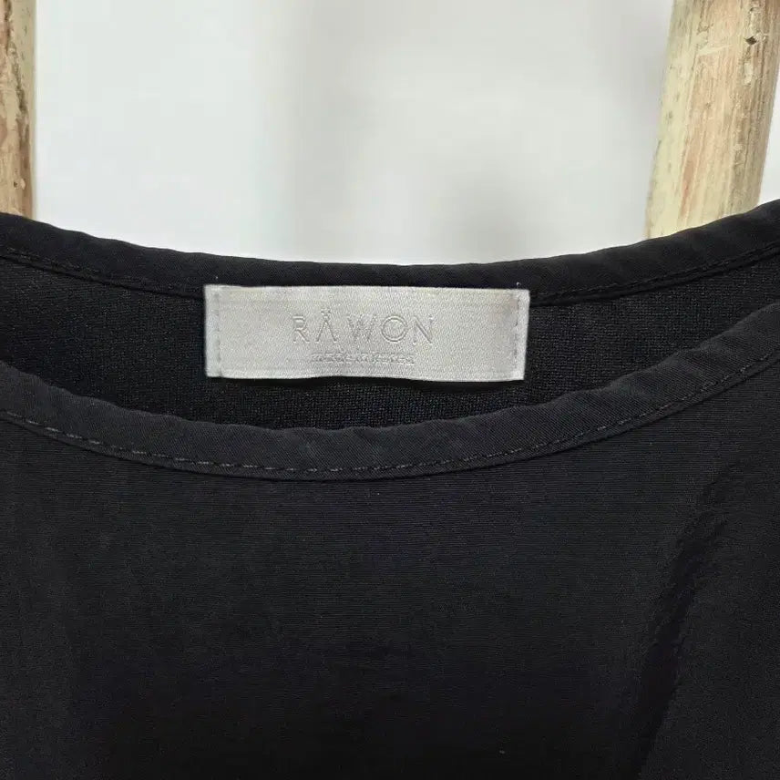 [BUNJANG] RAWON Balloon Blouse / RAWON 벌룬 블라우스