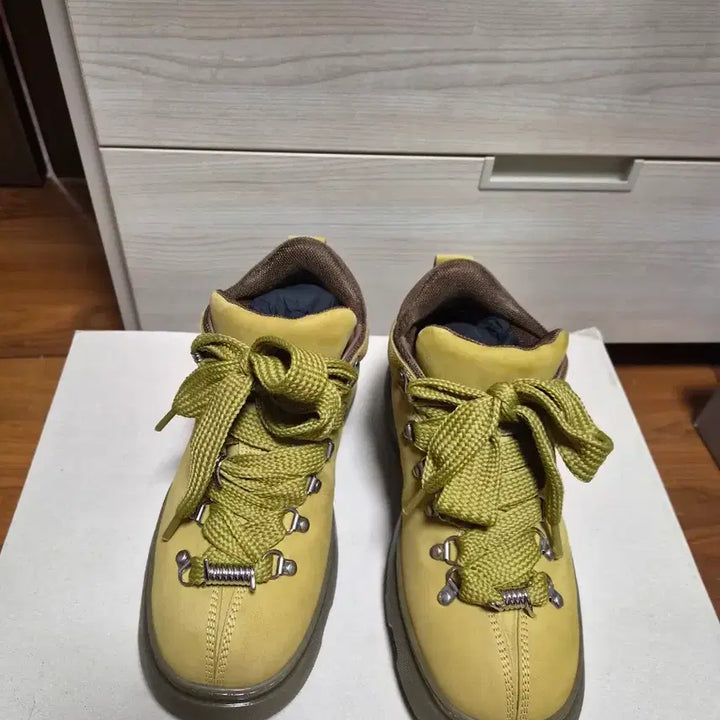 [BUNJANG] Burberry Manila Track Boots Suede / [42.5, 275] 버버리 트랙 부츠 마닐라
