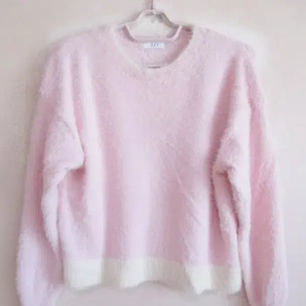 [BUNJANG] Fuzzy Pink Knit Sweater / 연핑크 부들한 퍼 니트