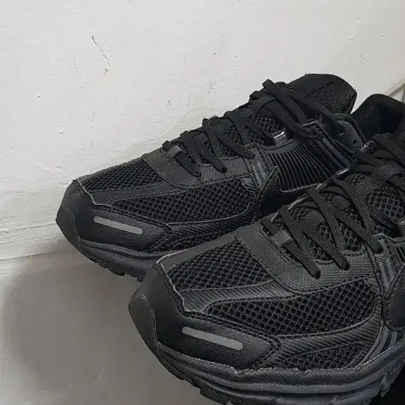 [BUNJANG] Nike Zoom Vomero 16 / 나이키 줌 부메로 275