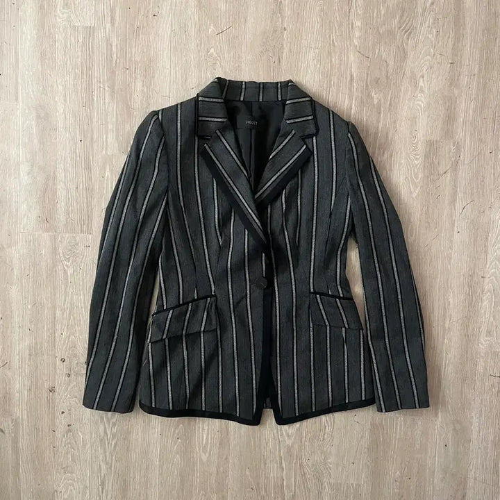 [BUNJANG] Jigott Striped Blazer Jacket (Size 55-66) / 지고트 스트라이프 블레이저 자켓 55-66
