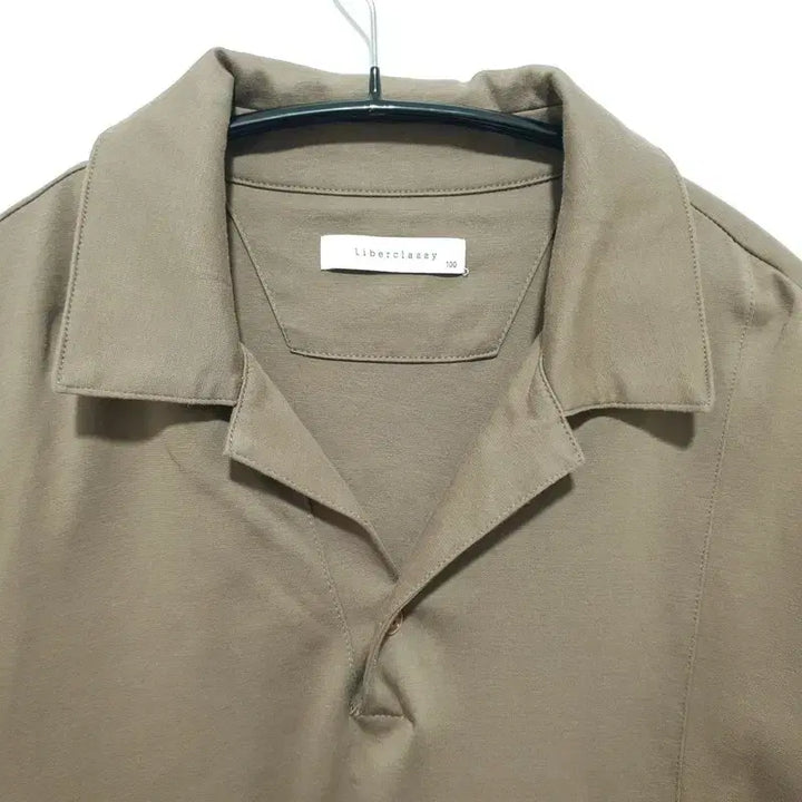 [BUNJANG] Liver Classy Open Collar Oversized Short Sleeve T-Shirt / 리버클래시 오픈카라 오버핏 반팔 100_S1430