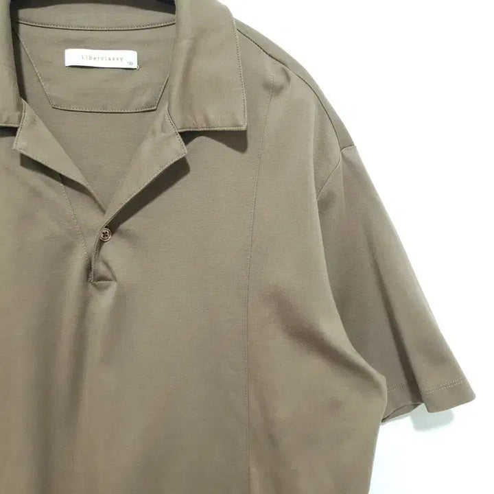 [BUNJANG] Liver Classy Open Collar Oversized Short Sleeve T-Shirt / 리버클래시 오픈카라 오버핏 반팔 100_S1430