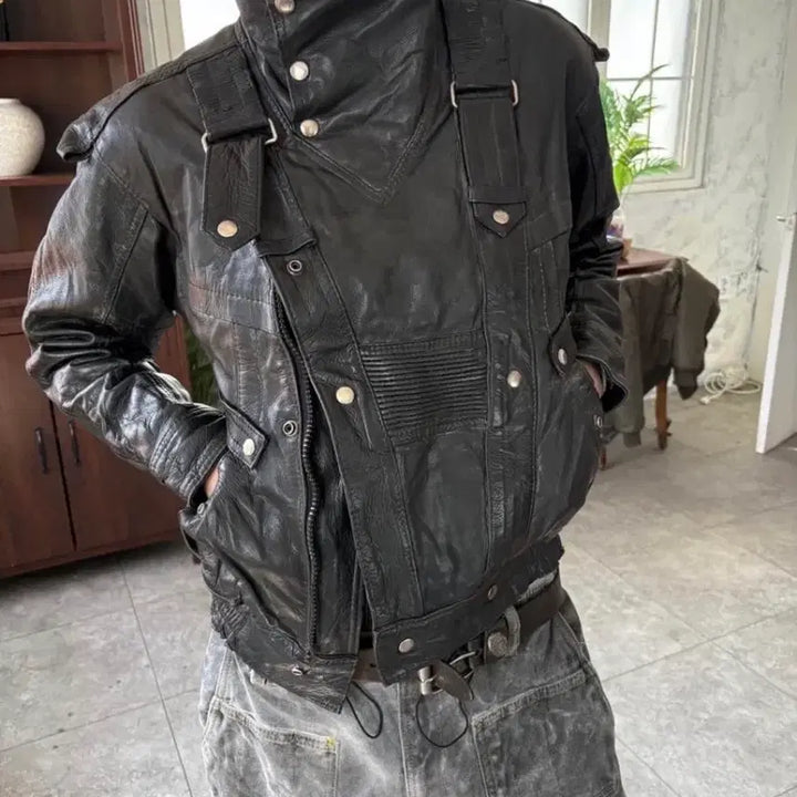 [BUNJANG] High-neck Strap Vintage Leather Jacket / 하이넥 스트랩 빈티지 레더 자켓