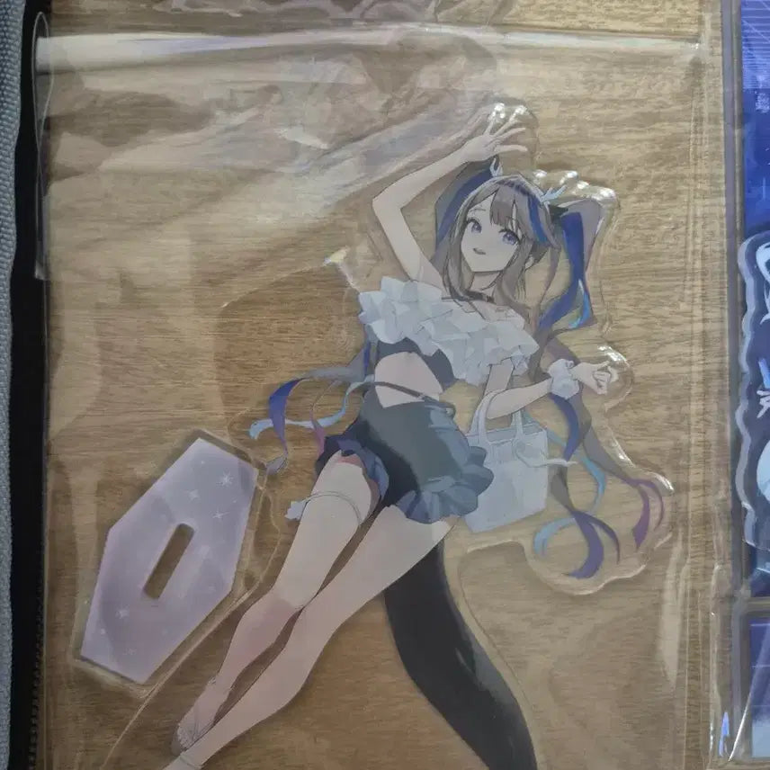 [BUNJANG] Stellive Kanna Acrylic Standee / 스텔라이브 아이리 칸나 아크릴스탠드