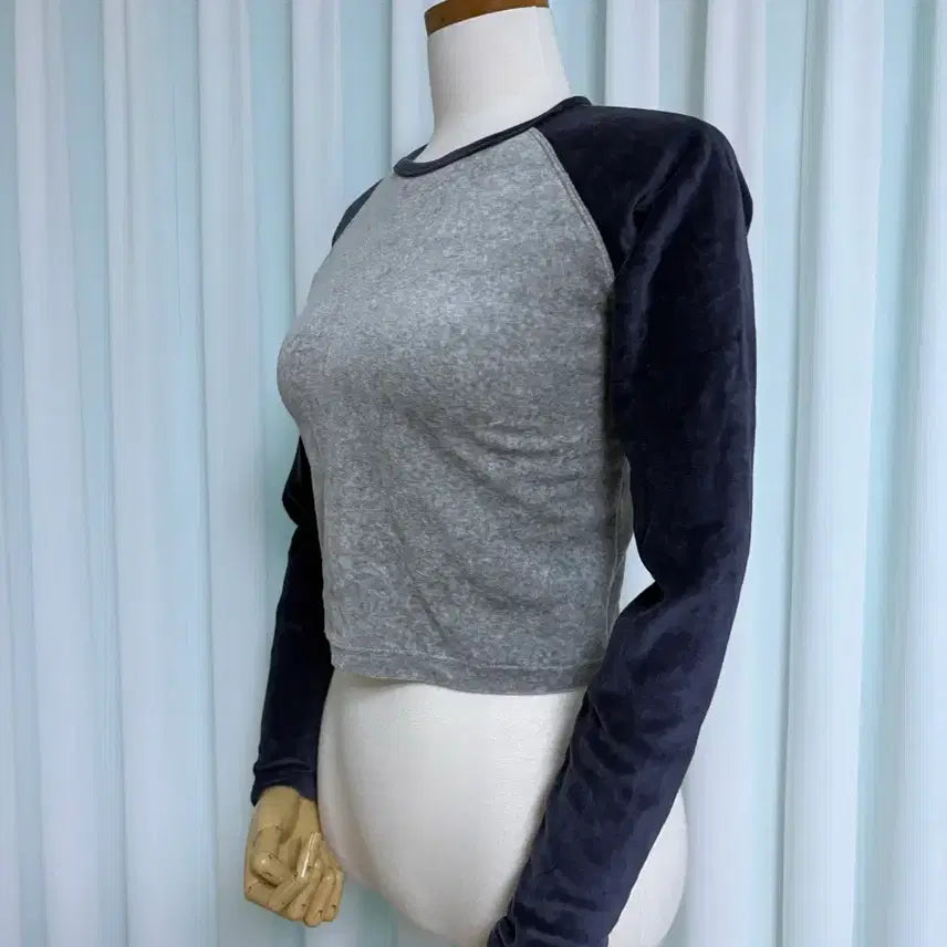 [BUNJANG] Velvet Raglan Crop Top / 벨벳 나그랑 크롭티