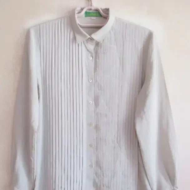 [BUNJANG] Beige Pleated Blouse (Vintage) / 베이지 플리츠 블라우스 (빈티지)