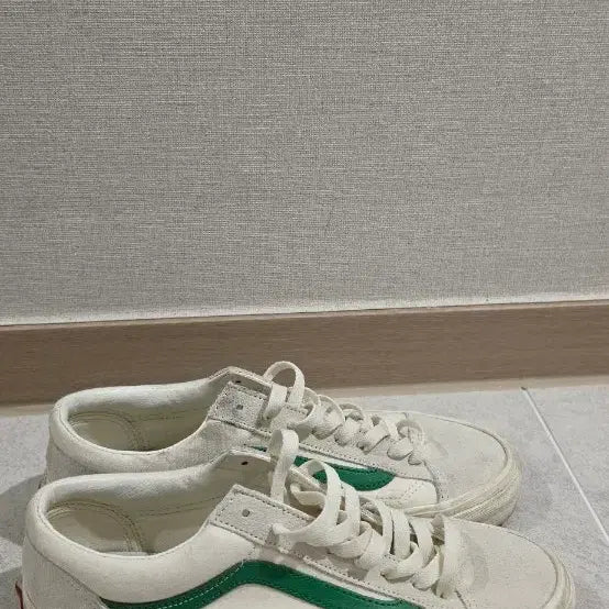 [BUNJANG] Vans Style 37 Sneakers Size 250 / 반스 스타일37 250사이즈 상태좋은중고입니다.