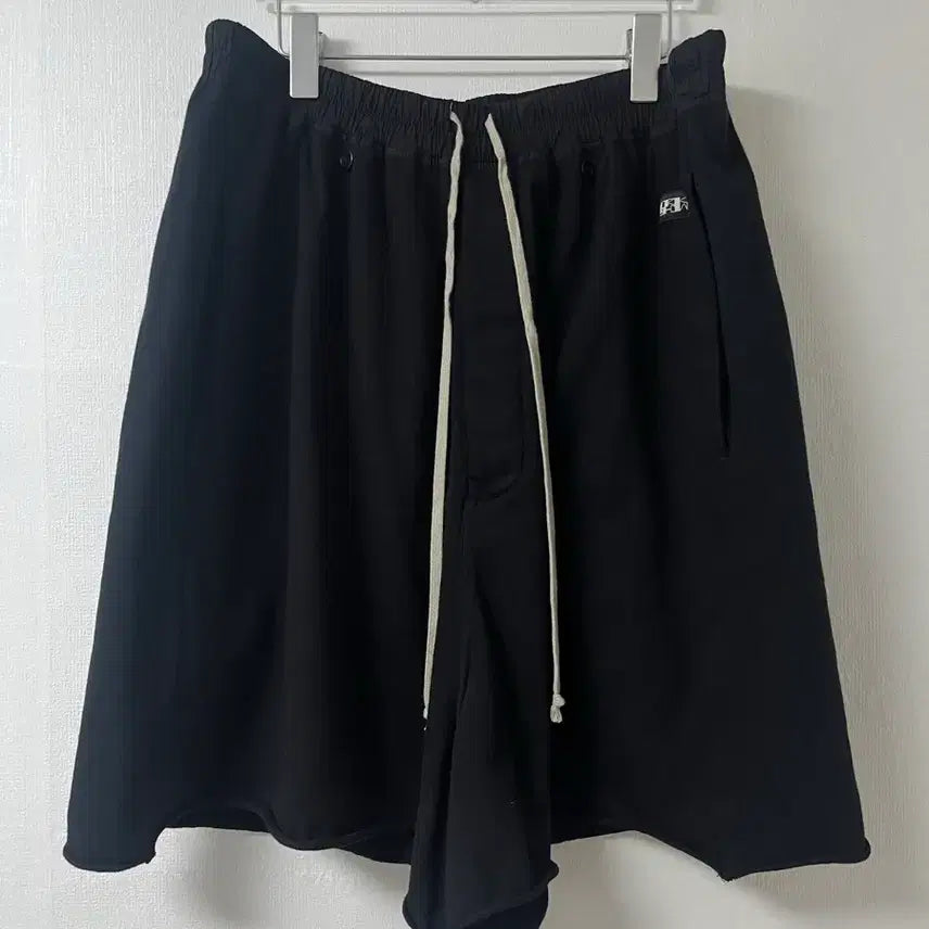 [BUNJANG] Rick Owens Black Shorts / [ M ] RICK OWENS