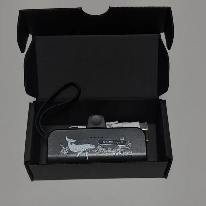 [BUNJANG] NMIXX Pop-up Store Power Bank / 엔믹스 팝업 보조배터리