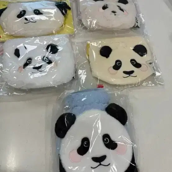 [BUNJANG] FuBao Pouch Bundle Set (Sealed) / 푸바오 파우치 모두 일괄