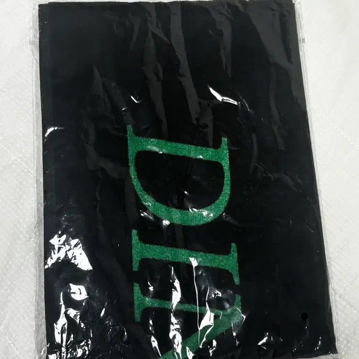 [SOLD OUT] 세븐틴 팔로우 투 재팬 머플러 타월 디노