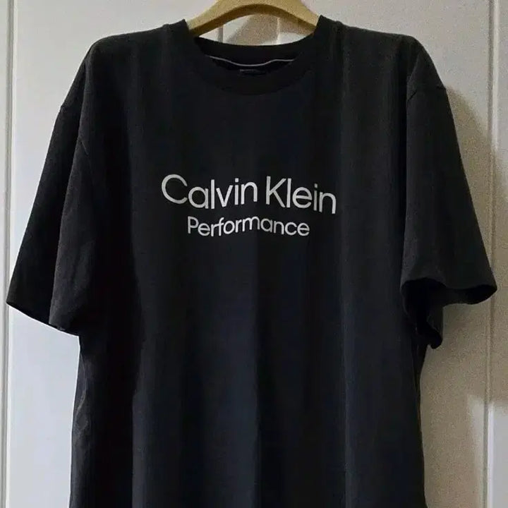 [BUNJANG] Calvin Klein Performance Logo T-Shirt / 정품캘빈클라인 퍼포먼스(Calvin Klein Performance)