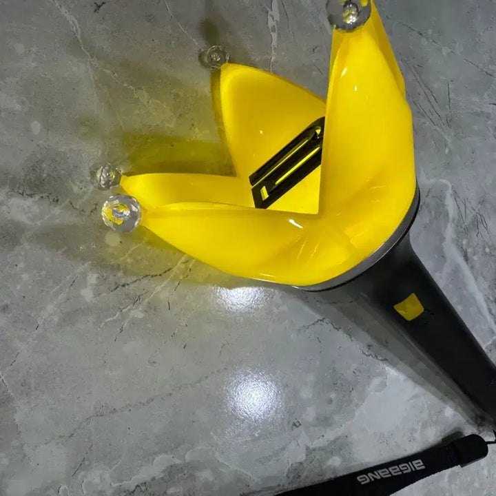 [BUNJANG] Bigbang Official Lightstick V4 Black / 빅뱅 공식 응원봉 V4 블랙 뱅봉 bigbang light stick