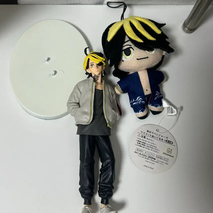 [BUNJANG] Tokyo Revengers Kazutora Hanemiya Crane Plush &amp; Figure Set / 도리벤 도쿄리벤져스 카즈토라 피규어 크레인 누이 양키 방꾸템 미소년