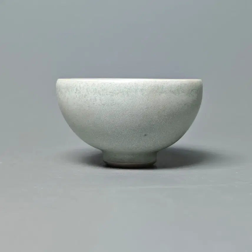 [BUNJANG] Ming Dynasty Celadon Glazed Tea Bowl Antique Chinese Celadon Porcelain / [진품] 명나라 말기 출토품 용천유 분청유 잔 중국도자기 골동품 수집품