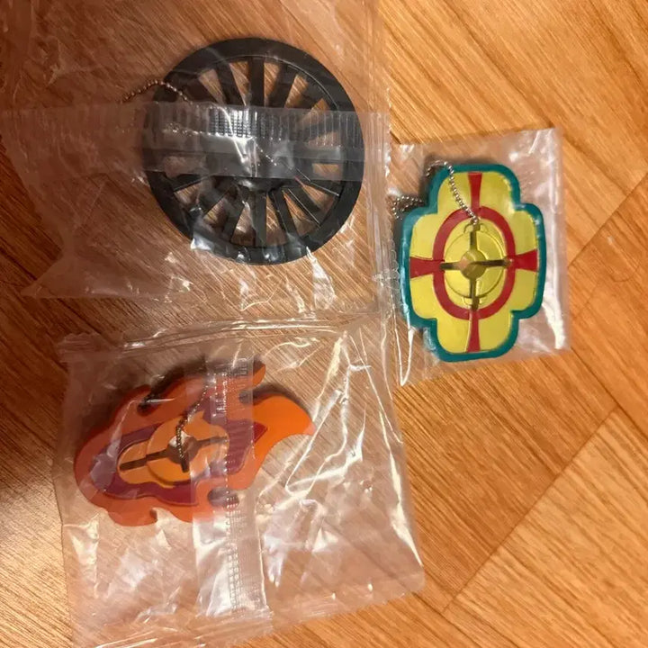[BUNJANG] Demon Slayer Tsuba Gacha Set (Tanjiro, Tengen) / 귀멸의칼날 코등이 가챠 2개일괄(탄지로, 텐겐)