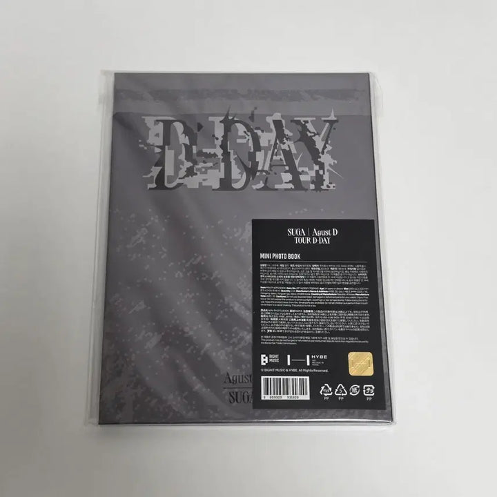 [BUNJANG] BTS Suga D-Day Mini Photobook Unsealed / 슈가 디데이 미니 포토북 방탄 suga