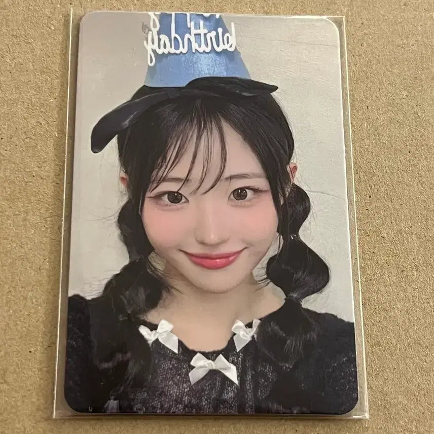 [BUNJANG] Qwer 2nd Anniversary Hina Voiceless Keyring Photocard / qwer 2주년 히나 돌키링 (보이스키링) 포카