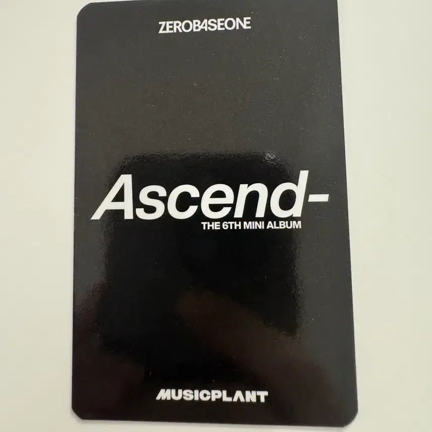 [BUNJANG] ZEROBASEONE Zb1 Ascend 11 ver Music Plant Park Gunwook Photocard / 제로베이스원 zb1 어센드 Ascend 11 ver 뮤직플랜트 박건욱