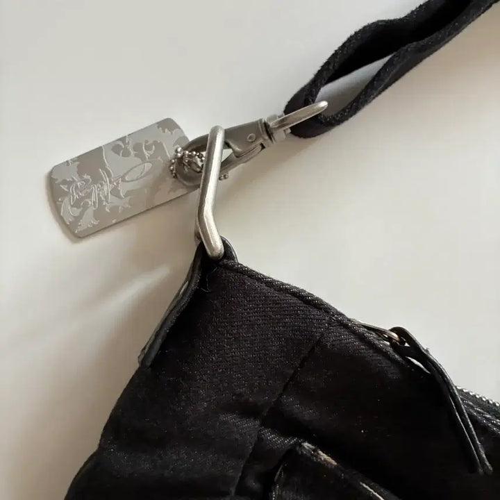 [BUNJANG] Oakley 00s Cross Shoulder Bag / 오클리 00s 크로스 숄더 백