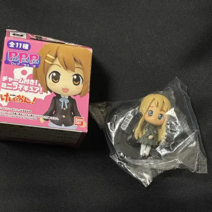 [BUNJANG] K-On! Bandai Tsumugi Mini Petite Figure Piano Version (Sealed) / 고전 굿즈 케이온 반다이 미니 쁘띠 피규어 츠무기 미개봉