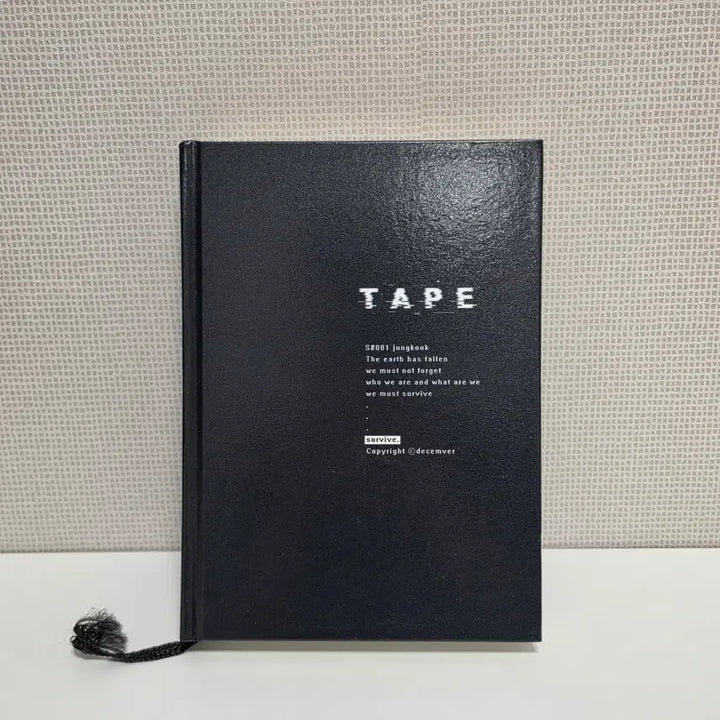 [BUNJANG] BTS Fanbook "TAPE" Bound Edition / 방탄 회지 소장본 제본 12월 TAPE 테이프