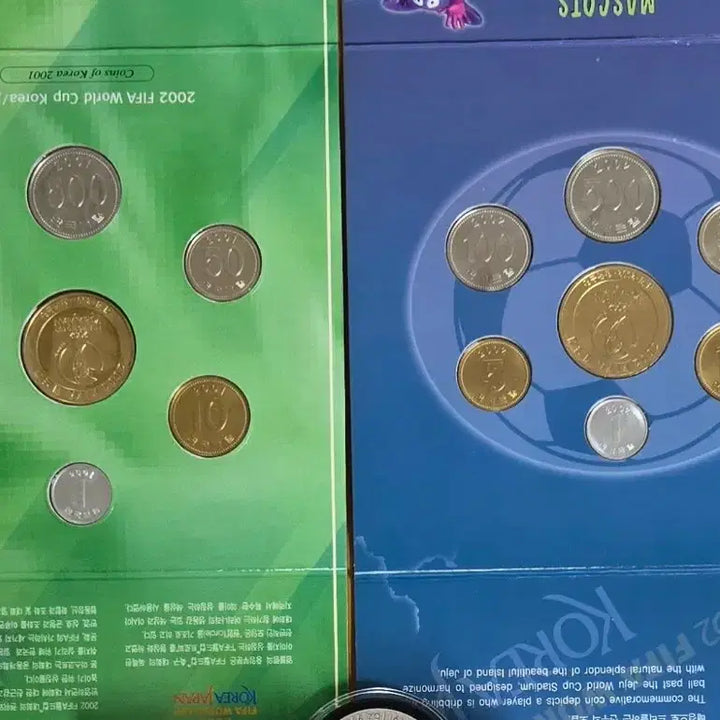 [BUNJANG] 2002 FIFA World Cup Korea/Japan Commemorative Coin Set / 2002 FIFA 월드컵 기념 주화 코리아/재팬 2001 2002
