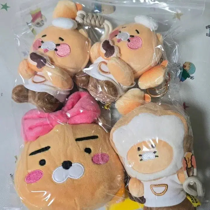 [BUNJANG] Kakao Friends Ryan &amp; Chunsik Doll Keychain Bundle Set / 카카오프렌즈 라이언 춘식이 인형 키링 일괄 판매