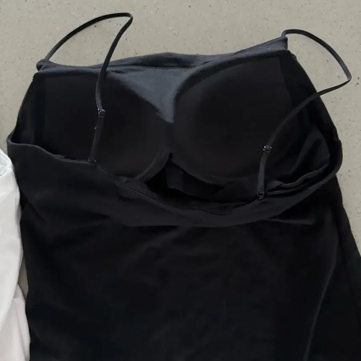 [BUNJANG] 2-Piece Set Spaghetti Strap Tank Tops / 캡나시 나시티 2개 세트