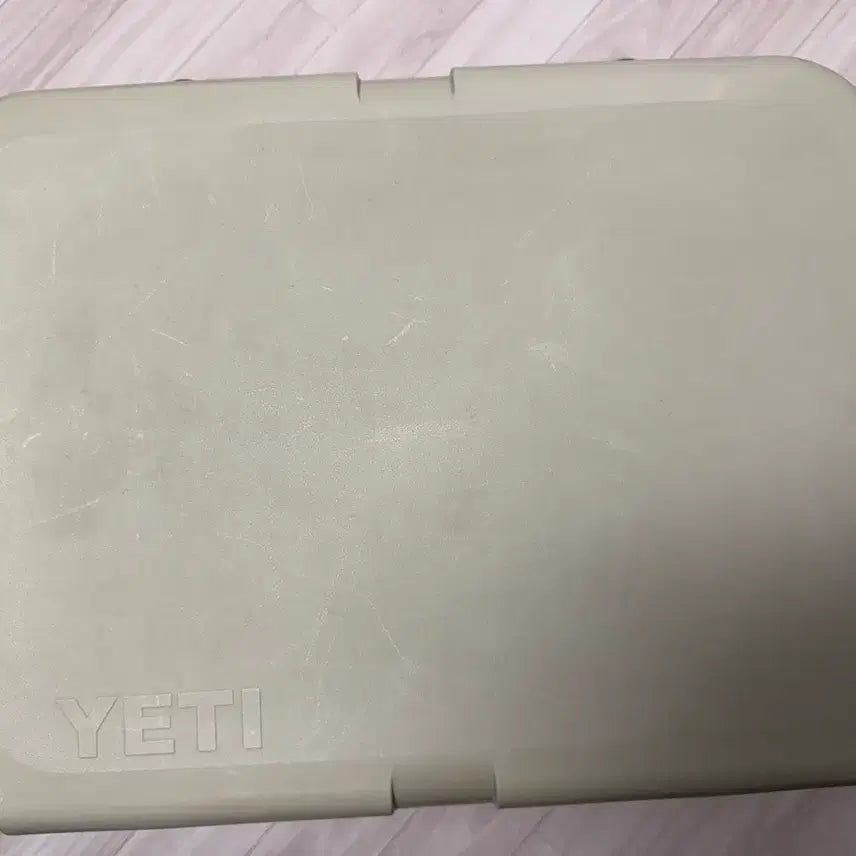 [BUNJANG] Yeti Tundra 35 Tan Cooler / 예티 툰드라 35 탄색