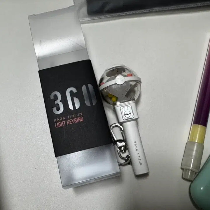 [BUNJANG] Park Ji Hoon Official Light Stick, Light Stick Keyring, Fan Meeting Light Stick Bundle Set / 박지훈 응원봉 뽑봉키링 팬미팅 응원봉 일괄양도