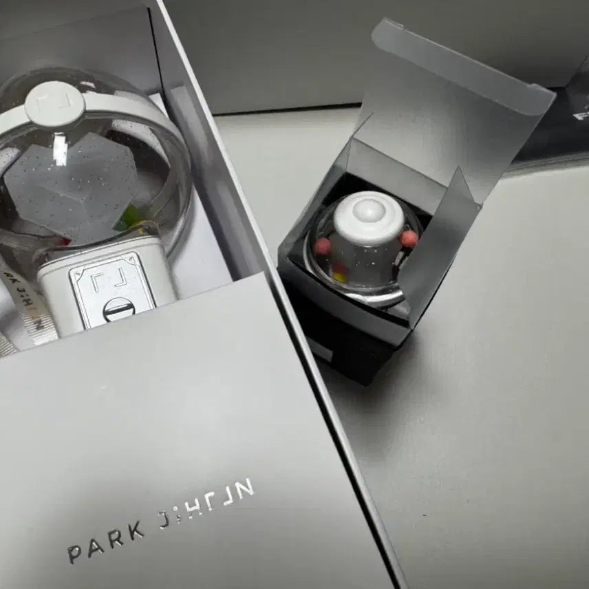 [BUNJANG] Park Ji Hoon Official Light Stick, Light Stick Keyring, Fan Meeting Light Stick Bundle Set / 박지훈 응원봉 뽑봉키링 팬미팅 응원봉 일괄양도