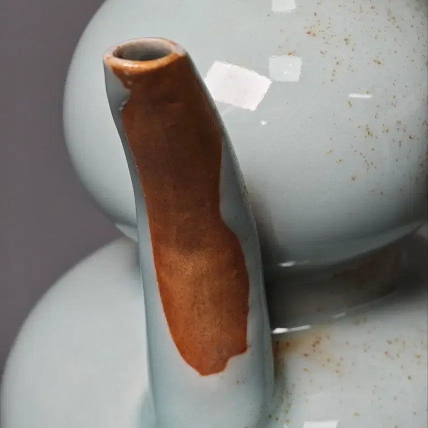 [BUNJANG] Qing Dynasty Celadon Glazed Gourd-Shaped Teapot - Chinese Antique Porcelain / [진품] 청대 중기 용천요 호록형 주전자 중국도자기 골동품 고미술품