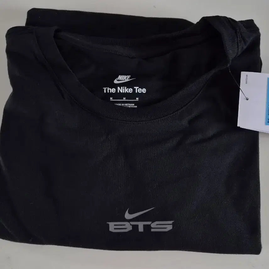 [BUNJANG] Nike x BTS Collaboration Short Sleeve T-Shirt Black M / 나이키 BTS 콜라보 반팔티 블랙 M