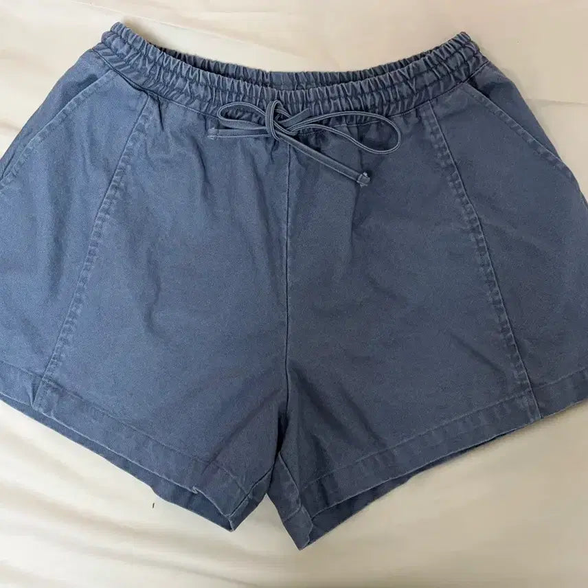[BUNJANG] On The Palette Washed Cut Half Pants / 온더팔레트 워싱 절개 하프팬츠