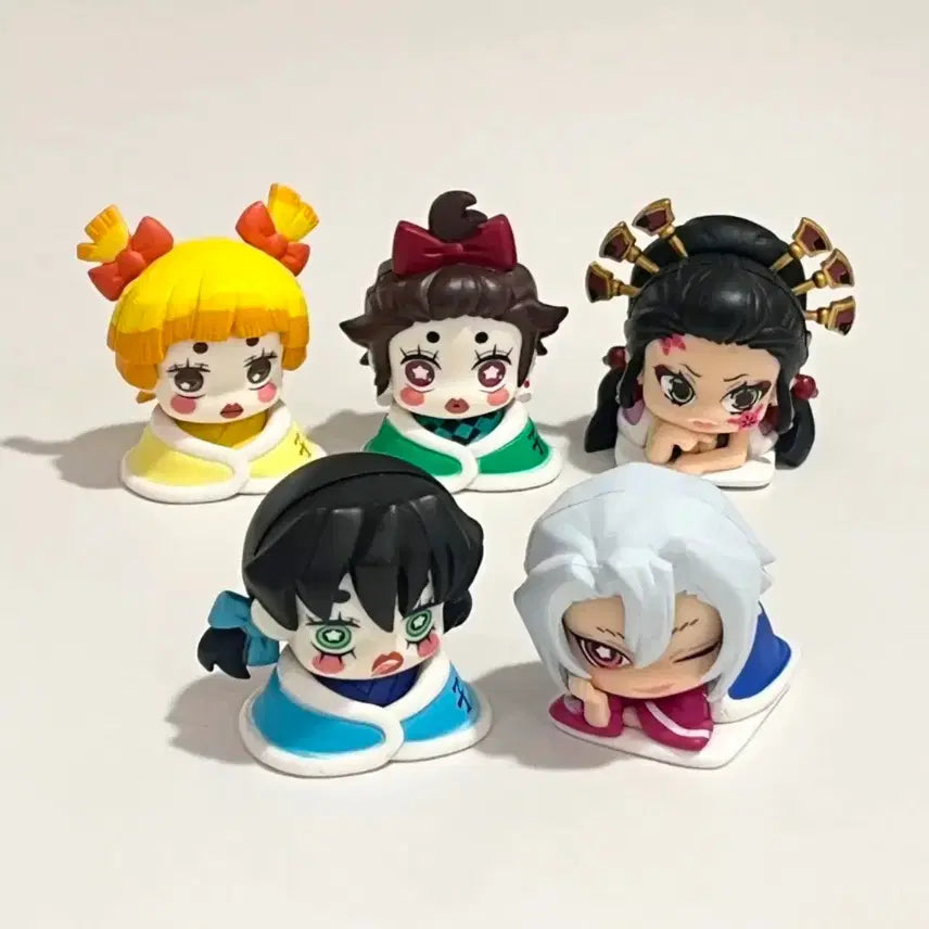 [BUNJANG] Demon Slayer: Kimetsu no Yaiba Entertainment District Arc Onemutan Gacha Figures (Set of 5) / 귀멸의칼날 오네무탄 유곽편 피규어 가챠