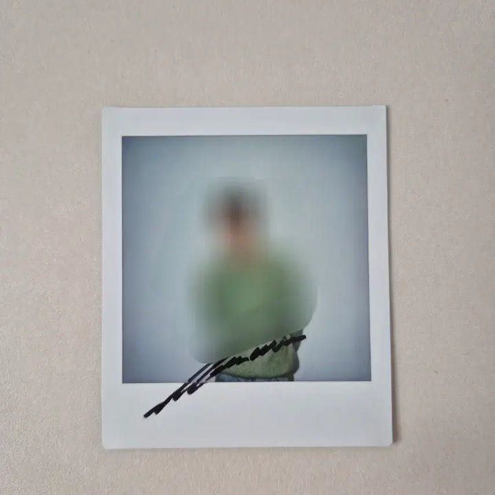 [BUNJANG] Lee Jun-young Signed Polaroid / 굿즈정리) 이준영 싸인폴라1장, 폴라1장