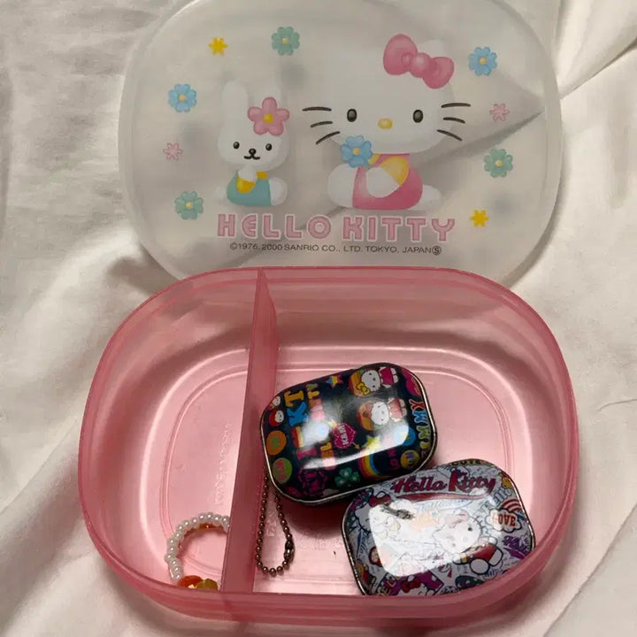 [BUNJANG] Vintage Hello Kitty Lunch Box / Storage Case / 고전키티 도시락통 소품함 케이스