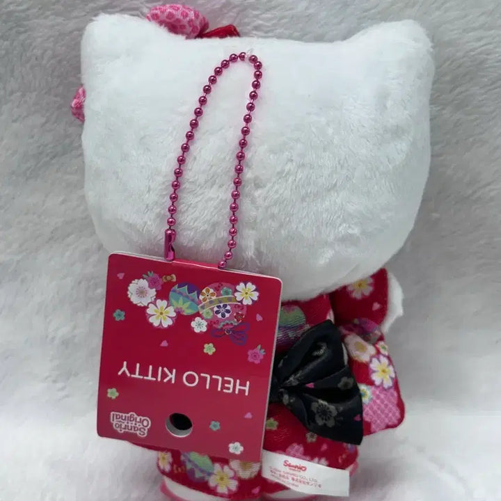 [BUNJANG] Sanrio Hello Kitty Kimono Mascot Keychain / 산리오 헬로키티 기모노 마스코트