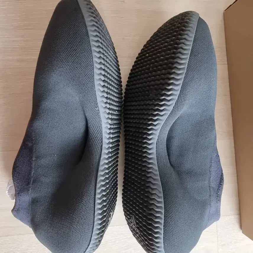 [BUNJANG] Adidas Yeezy Knit Runner Stone Onyx / 아디다스 이지 니트러너 스톤오닉스